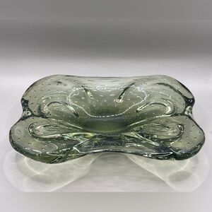 Large Art Glass Bowl Controlled Bubbles Avocado Green Slight Glow 8.5”